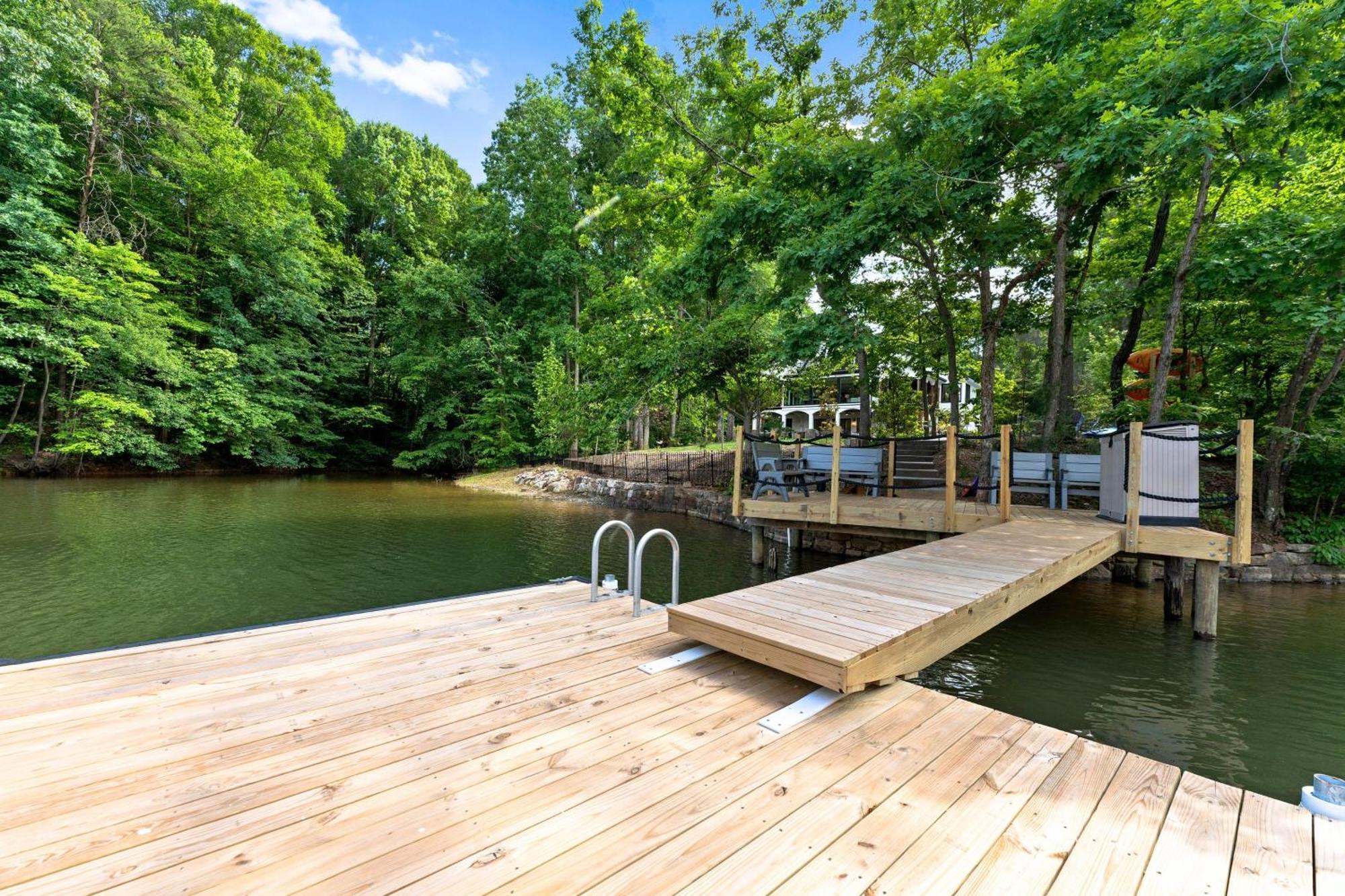 Take It To The Bank By Avantstay New Pool Hot Tub Sleeps 16 Denver エクステリア 写真